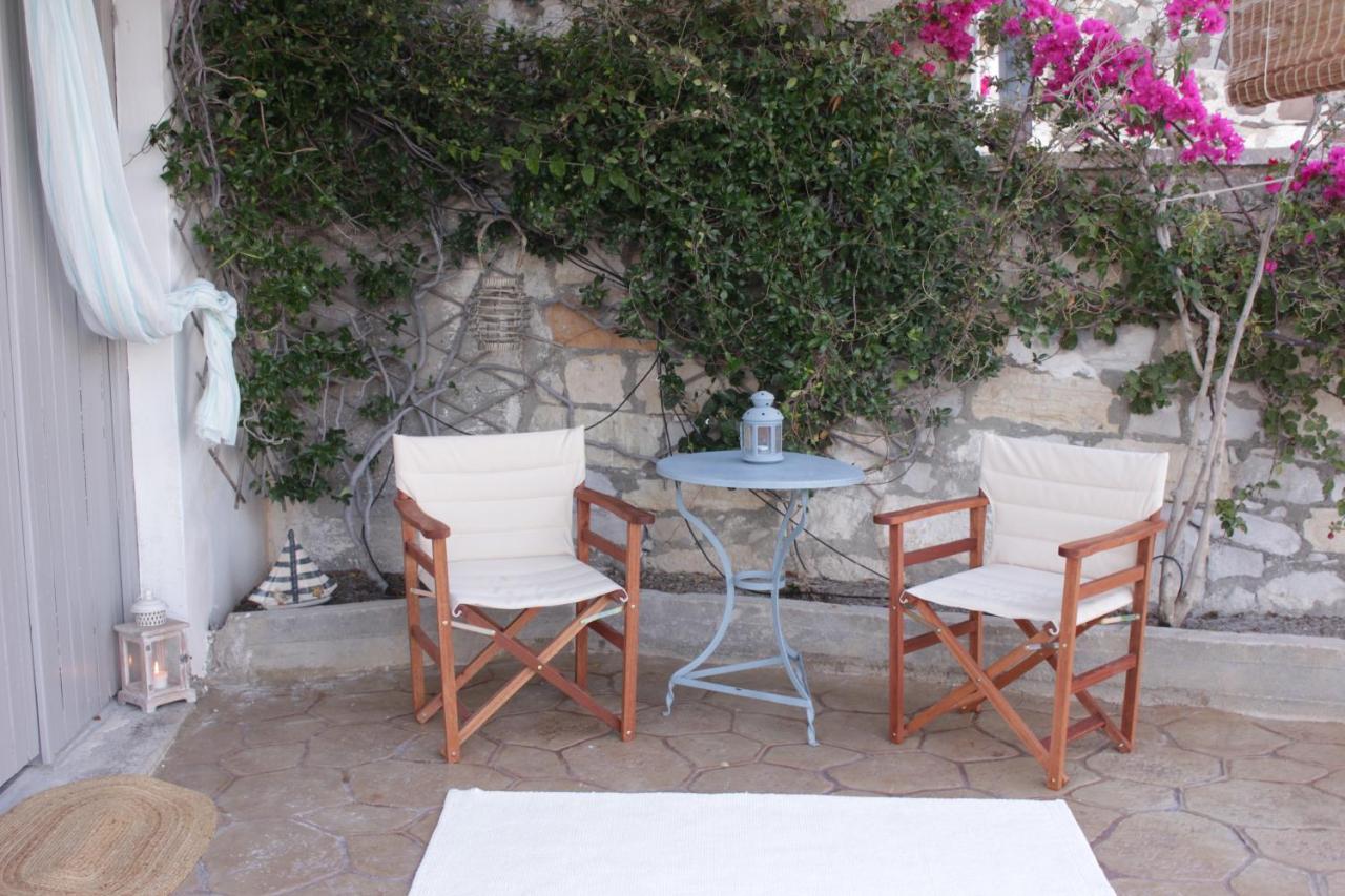 White Sea Houses Kimolos Exterior photo