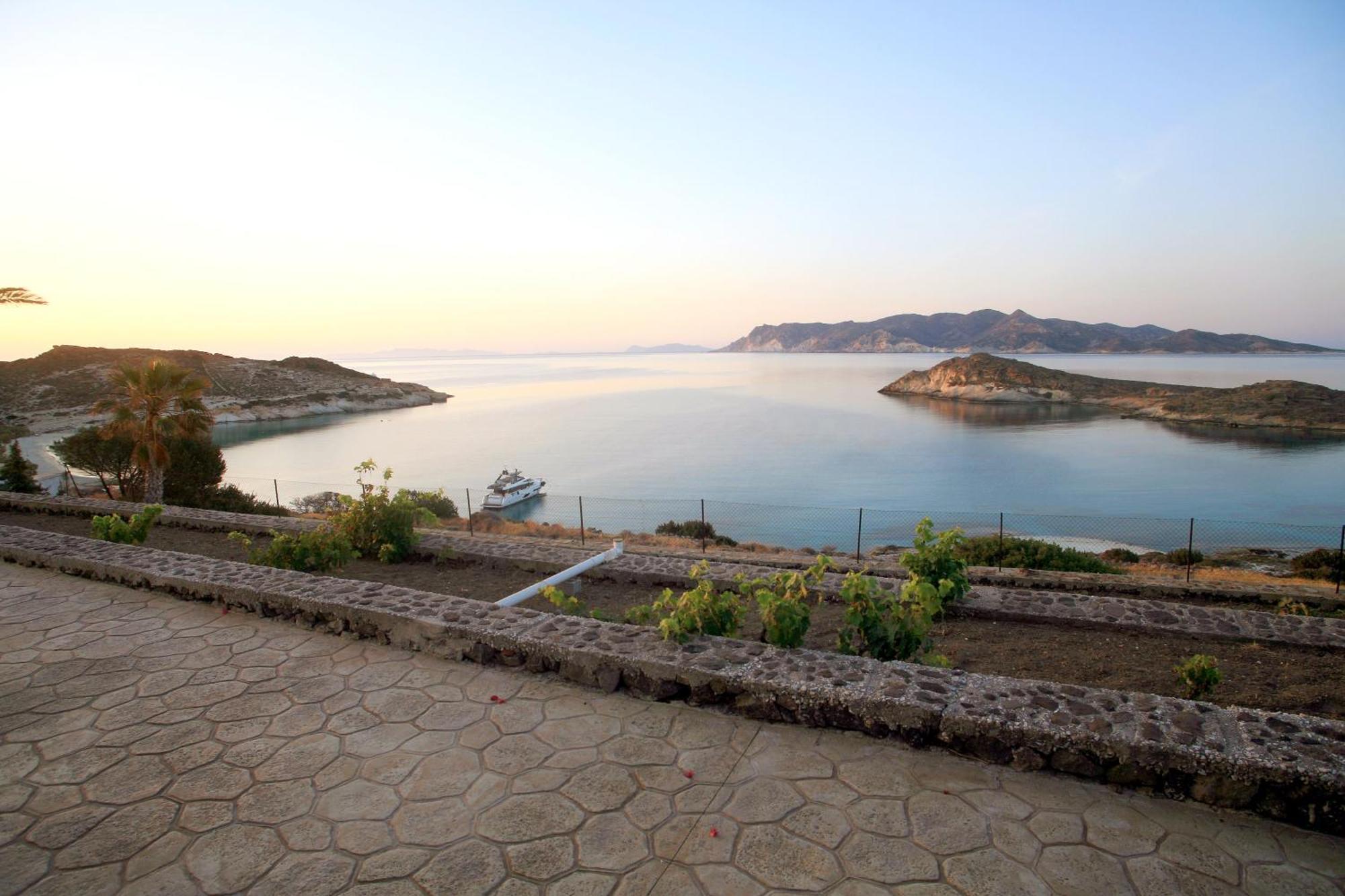 White Sea Houses Kimolos Exterior photo