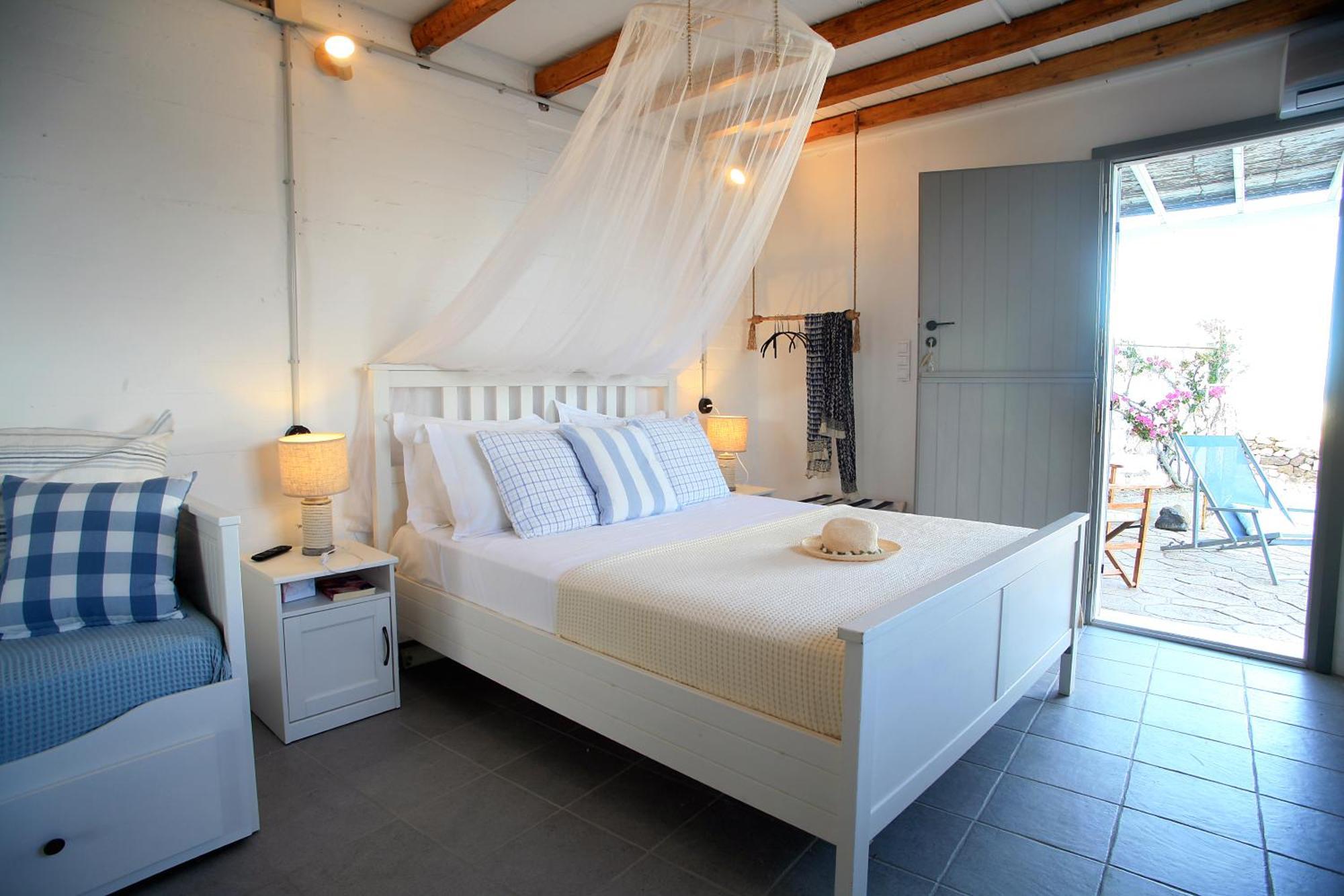 White Sea Houses Kimolos Room photo